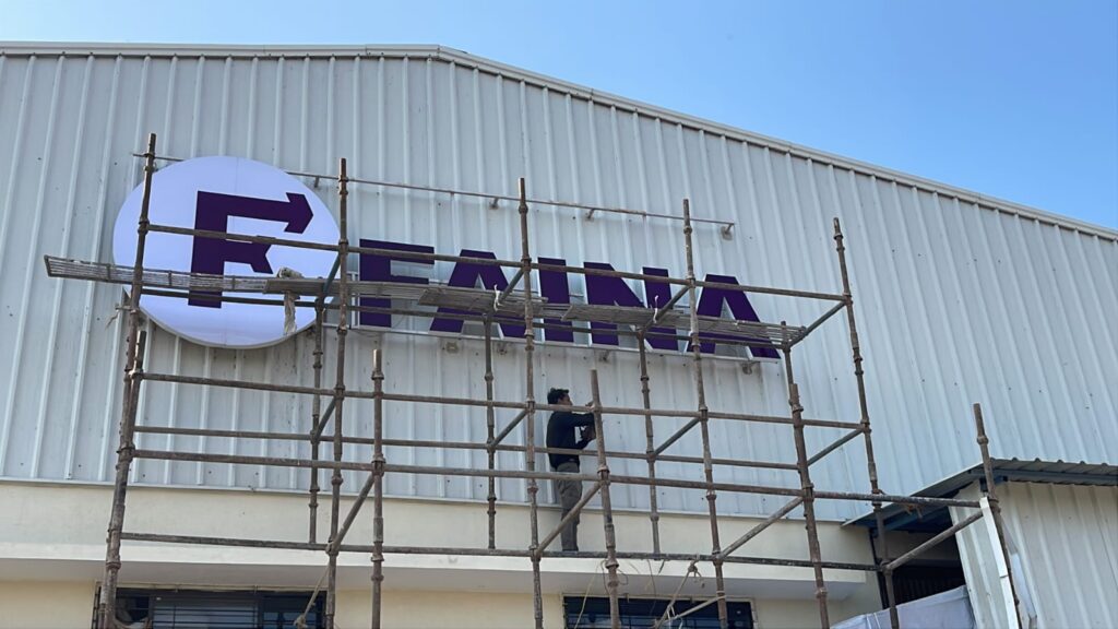 Large LED sign board factory installation Mumbai by Arrow Advertising